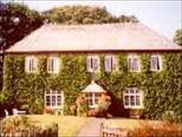 Polgover Farm Guest House,  Looe